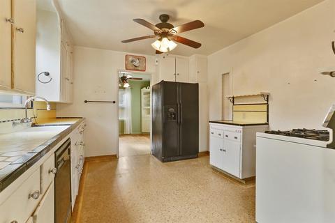 904 N Loma Dr, Lodi, CA 95242 photo 11