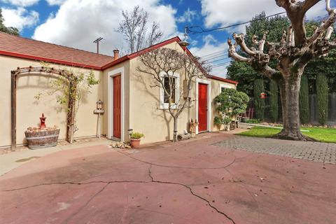 904 N Loma Dr, Lodi, CA 95242 photo 22