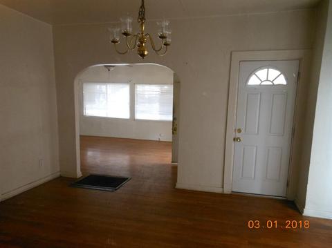 12 W 19th St, Merced, CA 95340 photo 4