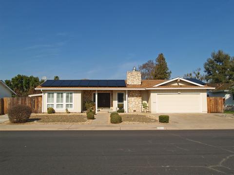 1833 Kruger Dr, Modesto, CA 95355 photo 1