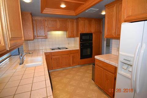 1821 Edgebrook Dr #A, Modesto, CA 95354 photo 3
