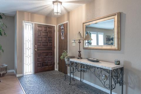 724 Myrtle Ct, Ripon, CA 95366 photo 4