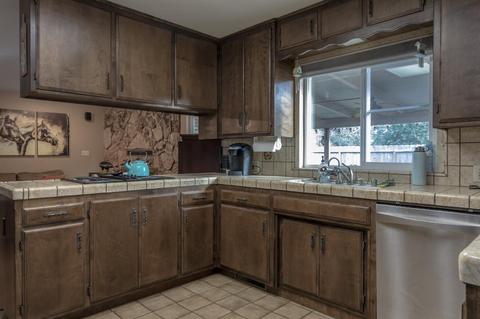 724 Myrtle Ct, Ripon, CA 95366 photo 14