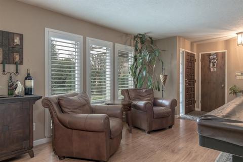 724 Myrtle Ct, Ripon, CA 95366 photo 6