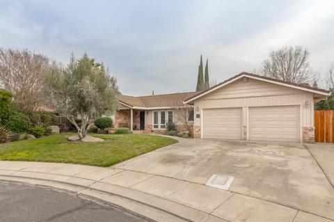 724 Myrtle Ct, Ripon, CA 95366 photo 3