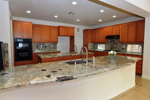 1206 Imperial Lily Dr, Patterson, CA 95363 photo 3