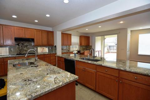 1206 Imperial Lily Dr, Patterson, CA 95363 photo 4