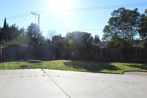 2801 Case Way, Turlock, CA 95382 photo 25