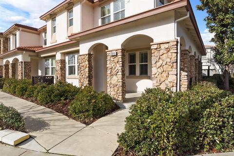 2010 Las Palomas Loop, Lincoln, CA 95648 photo 2