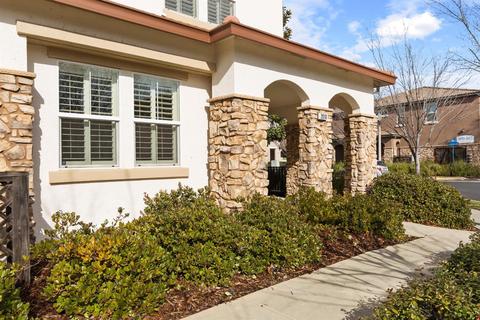 2010 Las Palomas Loop, Lincoln, CA 95648 photo 3
