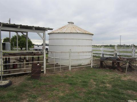 23620 N Tully Rd, Acampo, CA 95220 photo 7