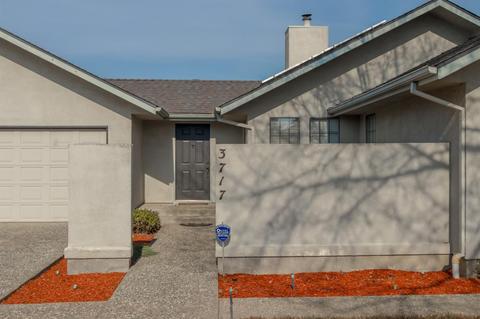 3717 Springcreek Dr, Modesto, CA 95355 photo 4