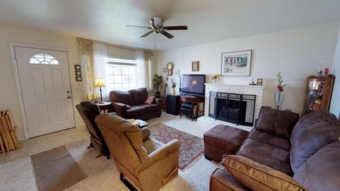 1628 Hialeah Dr, Modesto, CA 95350 photo 2