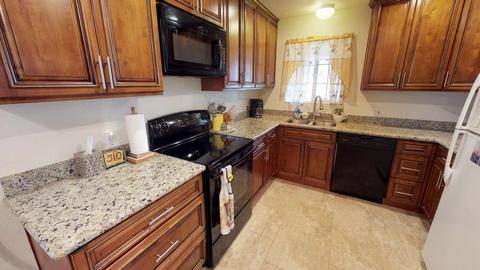 1628 Hialeah Dr, Modesto, CA 95350 photo 5