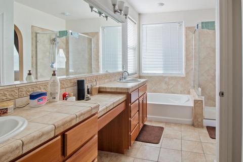 1774 Dalia, Manteca, CA 95337 photo 5