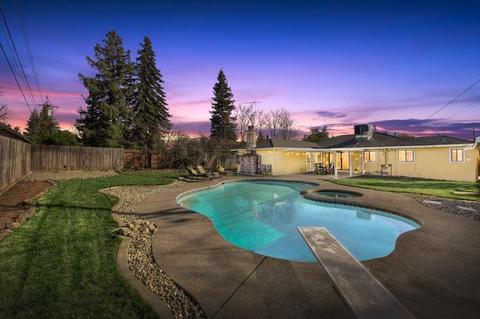 5113 Vale Dr, Carmichael, CA 95608 photo 4