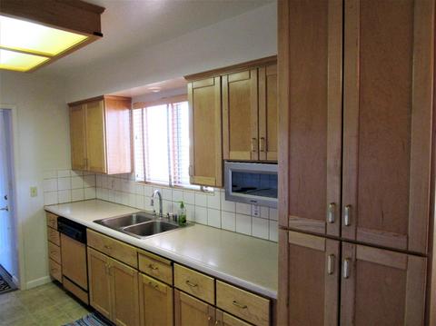 15851 Derby Ln, Lathrop, CA 95330 photo 7