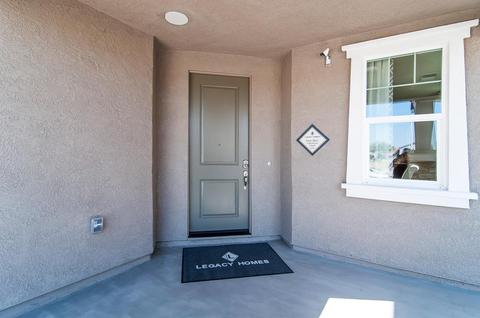1258 Blue Flax Dr, Patterson, CA 95363 photo 2