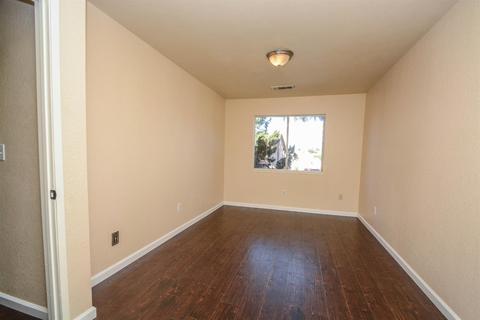 455 Cherry Ln #E, Manteca, CA 95337 photo 16