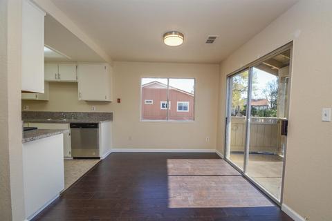 455 Cherry Ln #E, Manteca, CA 95337 photo 10
