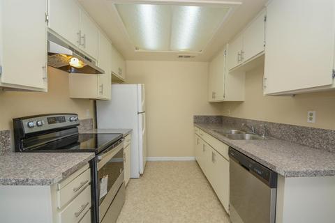 455 Cherry Ln #E, Manteca, CA 95337 photo 6