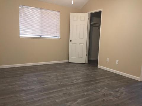 1009 Stillwater Ln, Modesto, CA 95351 photo 9