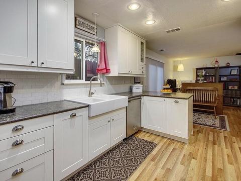 3221 Garfield Ave, Carmichael, CA 95608 photo 8