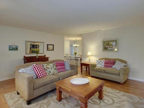 3221 Garfield Ave, Carmichael, CA 95608 photo 4