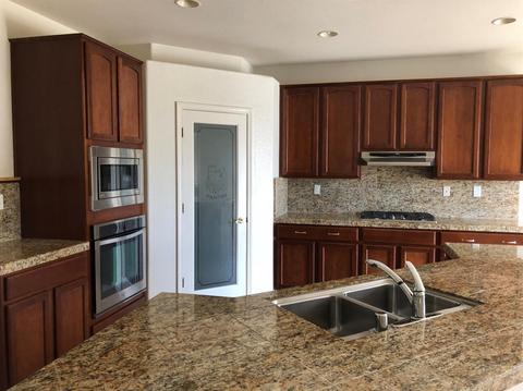 38 Nostalgia Ave, Patterson, CA 95363 photo 5