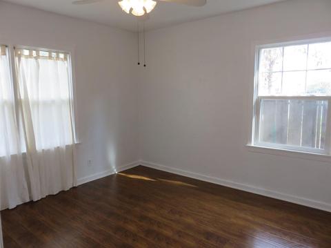 130 E Fairmont Ave, Modesto, CA 95354 photo 6