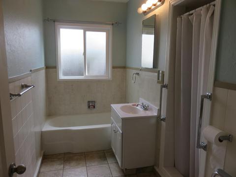 130 E Fairmont Ave, Modesto, CA 95354 photo 9