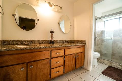 192 Saddle Ct, Galt, CA 95632 photo 12
