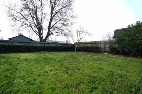 192 Saddle Ct, Galt, CA 95632 photo 17