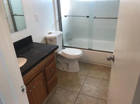 2324 Dora St, Modesto, CA 95354 photo 7