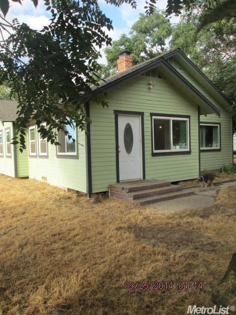 6546 Walnut, Winton, CA 95388 photo 1
