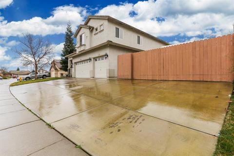 974 Caversham Way, Galt, CA 95632 photo 3
