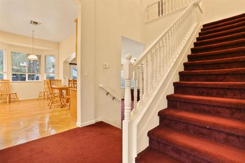 974 Caversham Way, Galt, CA 95632 photo 10