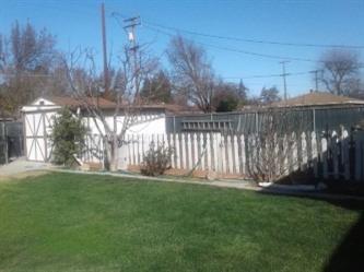 1421 Irons Ct, Modesto, CA 95355 photo 3