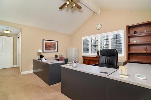 150 Perry Ct, Folsom, CA 95630 photo 25