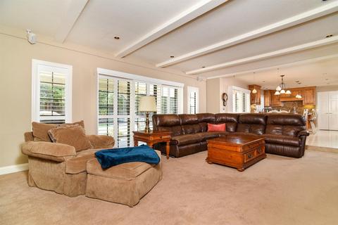 150 Perry Ct, Folsom, CA 95630 photo 8