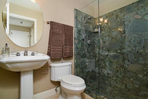 150 Perry Ct, Folsom, CA 95630 photo 18