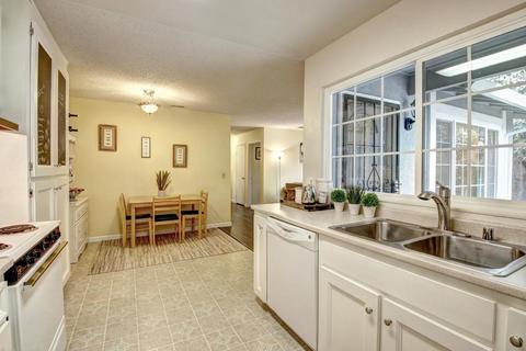 3010 Albany Ave, Davis, CA 95618 photo 14