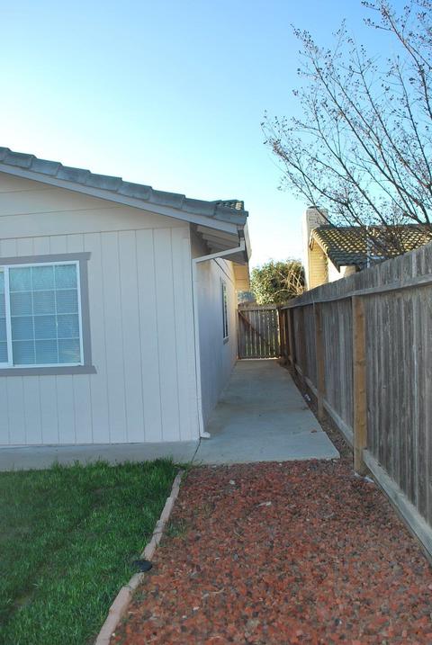 23 E Wallis Ave, Gustine, CA 95322 photo 20
