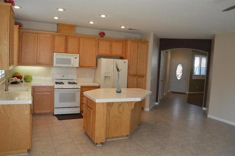 862 Ann Marie Dr, Manteca, CA 95337 photo 3