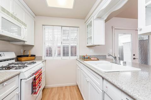 3955 Oak Villa Cir, Carmichael, CA 95608 photo 2