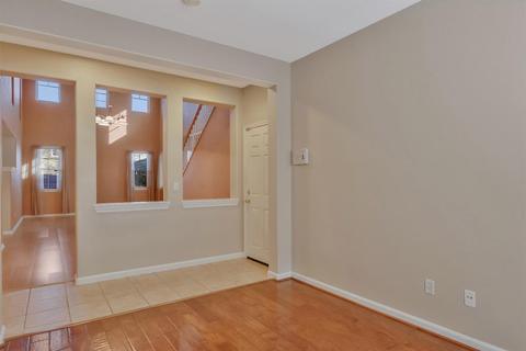 2213 Clemente Ln, Tracy, CA 95377 photo 12