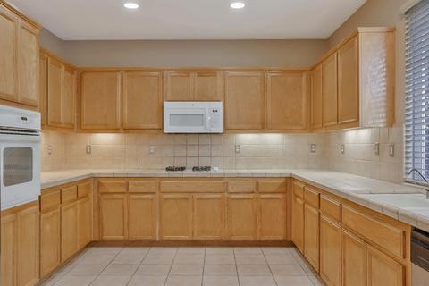 2213 Clemente Ln, Tracy, CA 95377 photo 6