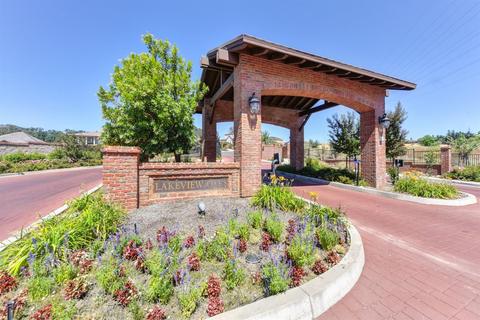 565 Ramos Dr, Folsom, CA 95630 photo 1