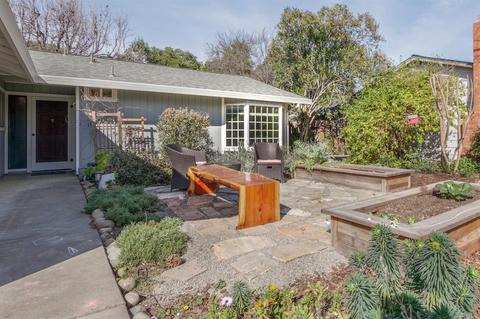 1121 Auburn Dr, Davis, CA 95616 photo 2