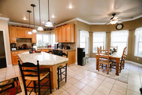 480 Laurelwood Ln, Ripon, CA 95366 photo 8
